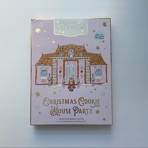*SOLD* TOO FACED - CHRISTMAS COOKIE HOUSE PARTY